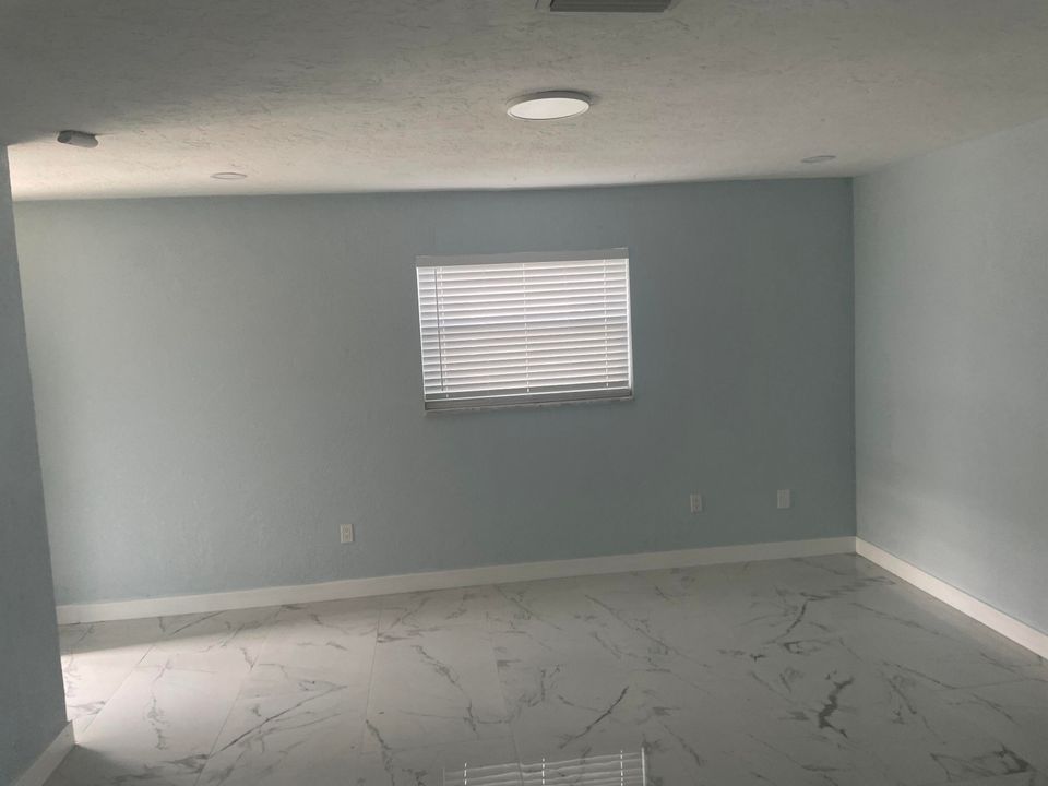 En Renta: $2,200 (2 camas, 1 baños, 1040 Pies cuadrados)