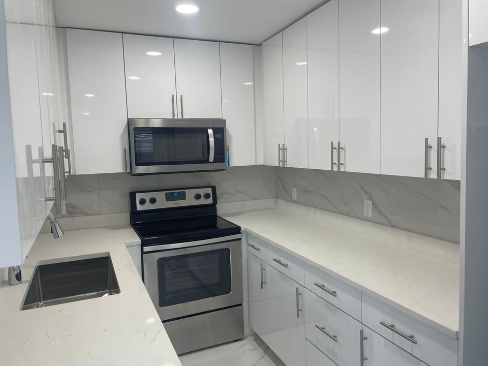 En Renta: $2,200 (2 camas, 1 baños, 1040 Pies cuadrados)