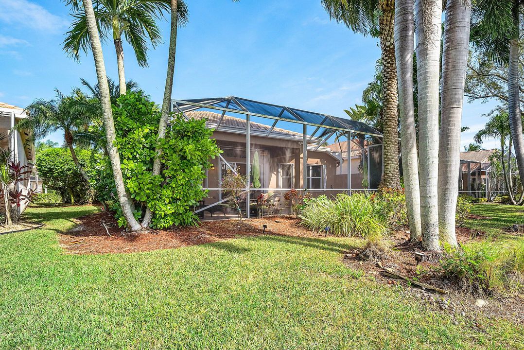 Active With Contract: $595,500 (3 beds, 2 baths, 2232 Square Feet)