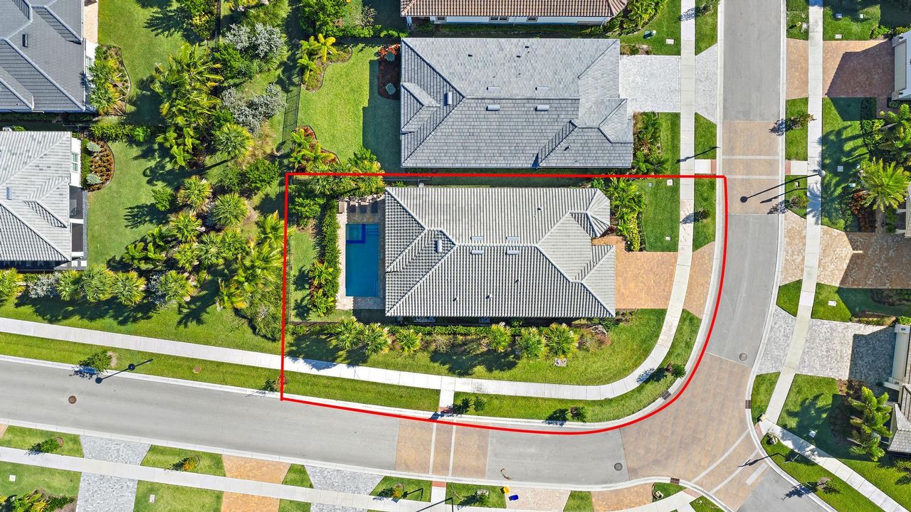 For Sale: $875,000 (3 beds, 2 baths, 2298 Square Feet)