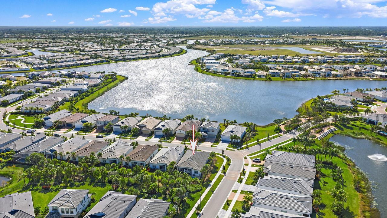 For Sale: $875,000 (3 beds, 2 baths, 2298 Square Feet)