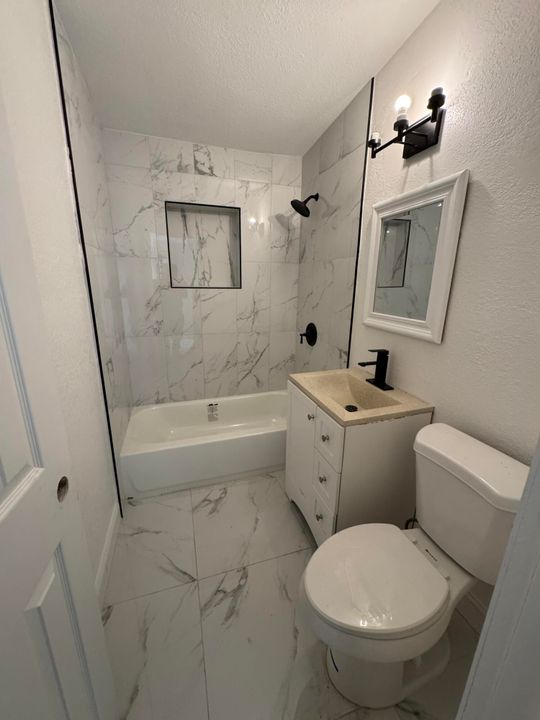 For Rent: $2,550 (2 beds, 1 baths, 2127 Square Feet)