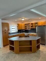 For Rent: $3,200 (3 beds, 2 baths, 1606 Square Feet)