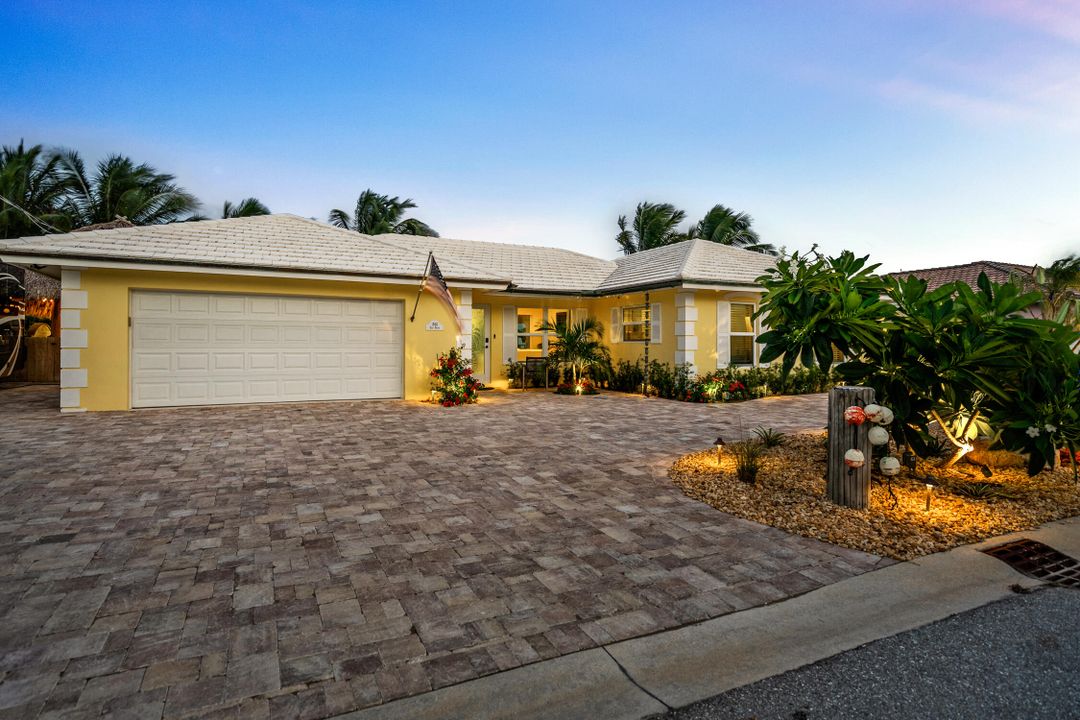 For Rent: $10,000 (3 beds, 2 baths, 1513 Square Feet)