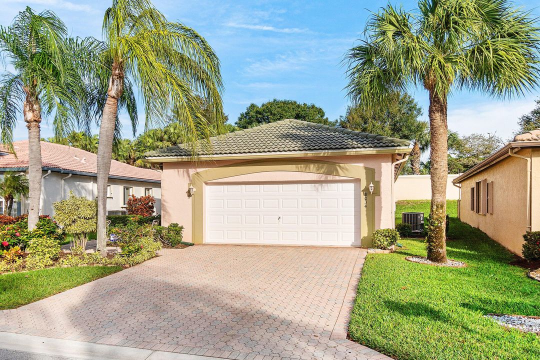 合同活跃: $325,000 (3 贝兹, 2 浴室, 1599 平方英尺)