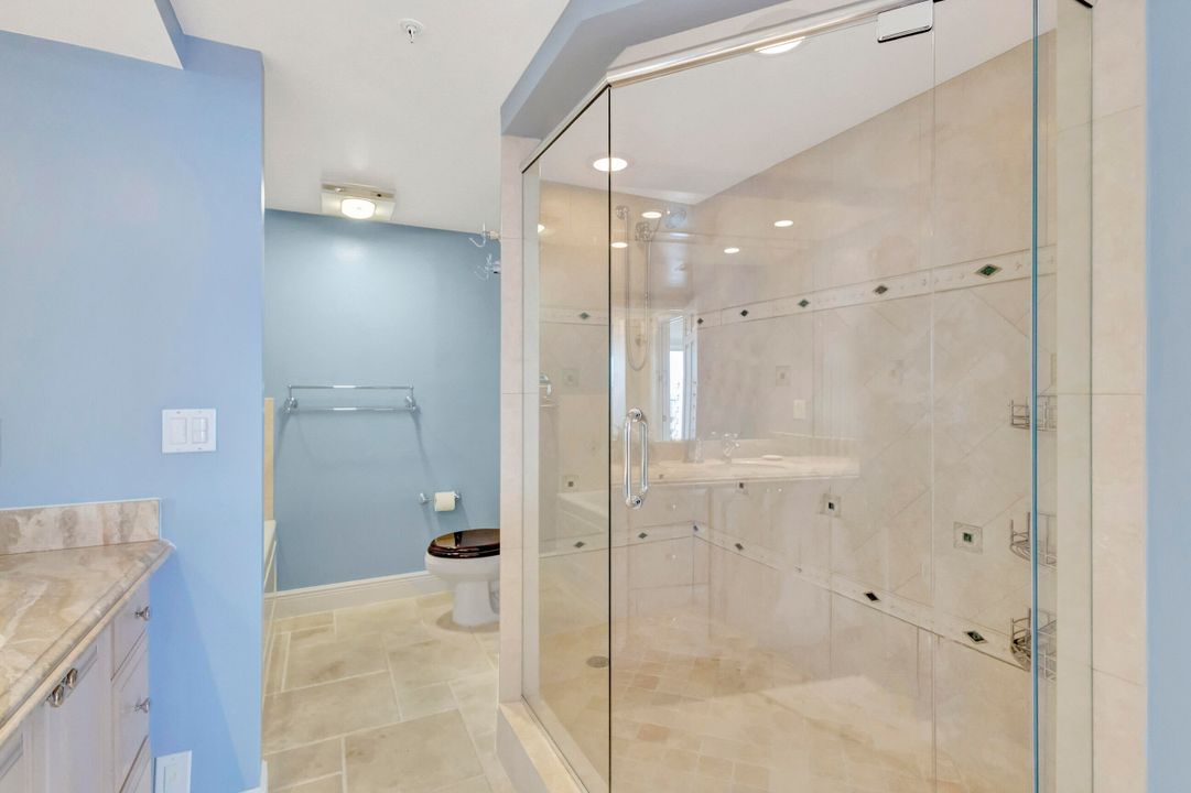 For Rent: $13,000 (3 beds, 2 baths, 2100 Square Feet)