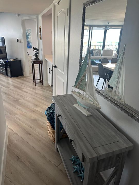 For Rent: $5,000 (2 beds, 2 baths, 1223 Square Feet)