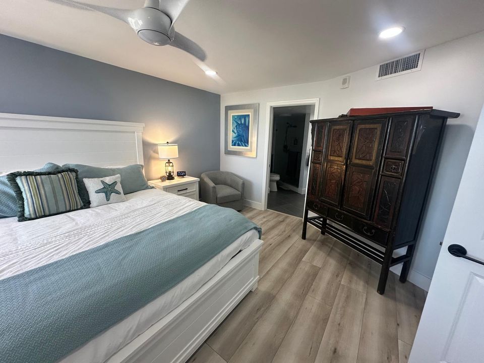 For Rent: $5,000 (2 beds, 2 baths, 1223 Square Feet)