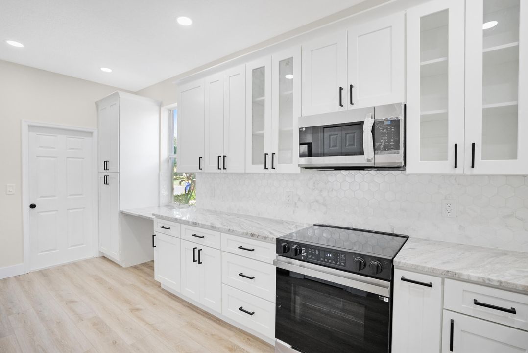 En Venta: $549,900 (3 camas, 2 baños, 1512 Pies cuadrados)