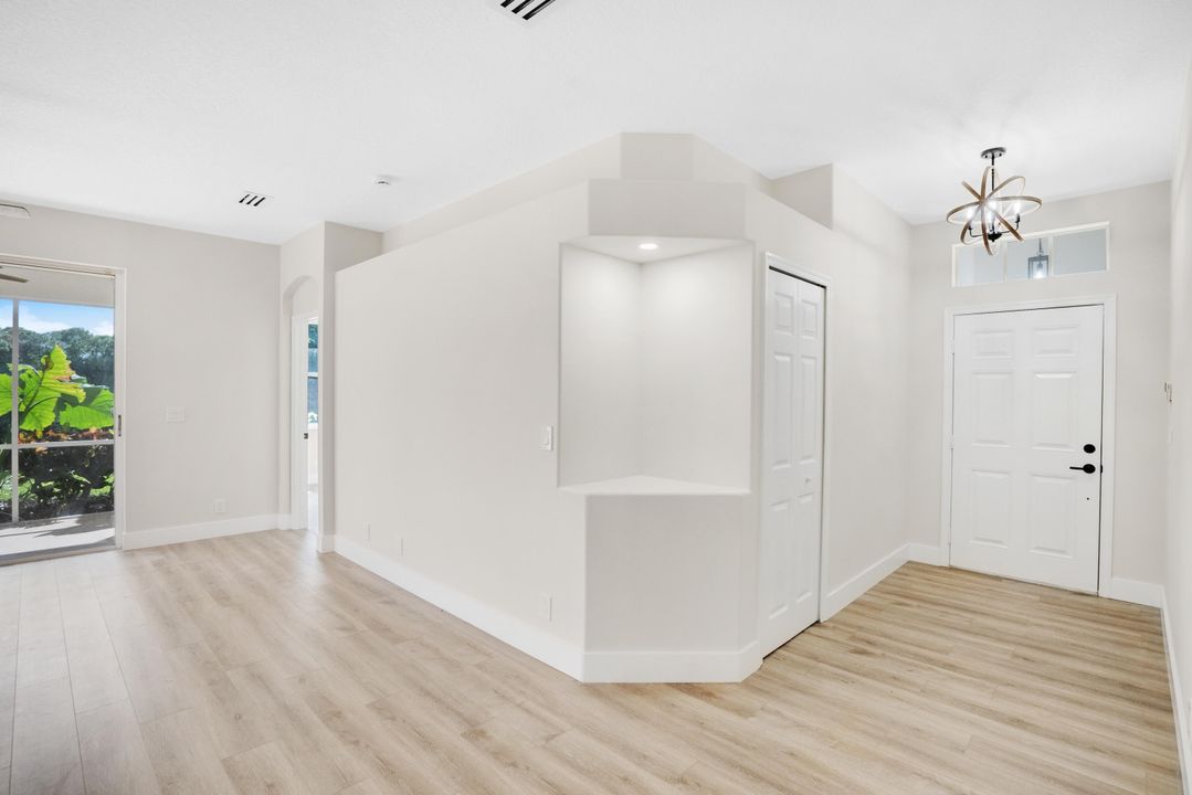 En Venta: $549,900 (3 camas, 2 baños, 1512 Pies cuadrados)