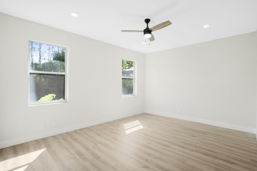 En Venta: $549,900 (3 camas, 2 baños, 1512 Pies cuadrados)