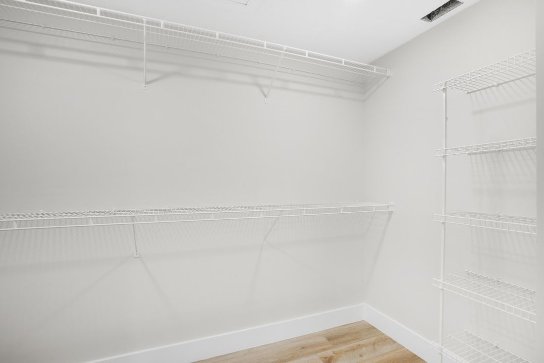 En Venta: $549,900 (3 camas, 2 baños, 1512 Pies cuadrados)