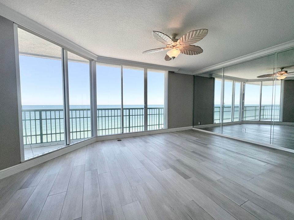 For Sale: $1,075,000 (3 beds, 2 baths, 1929 Square Feet)