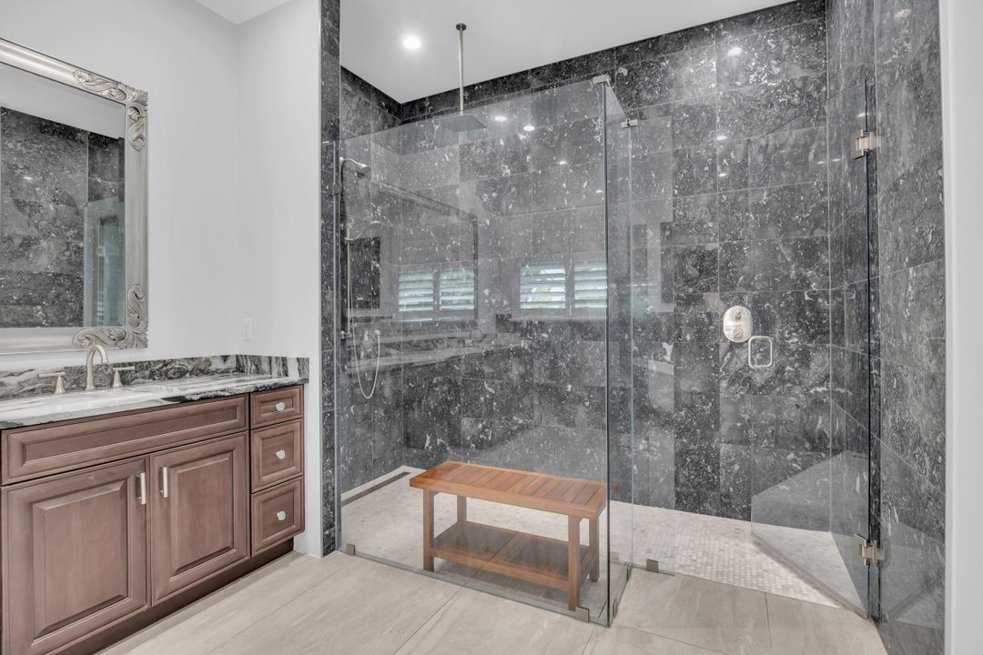 待售: $3,450,000 (5 贝兹, 6 浴室, 3804 平方英尺)