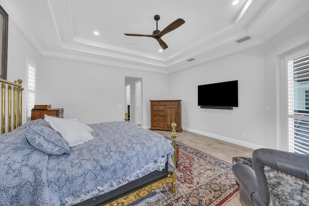 待售: $3,450,000 (5 贝兹, 6 浴室, 3804 平方英尺)