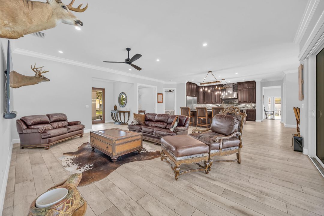 待售: $3,450,000 (5 贝兹, 6 浴室, 3804 平方英尺)