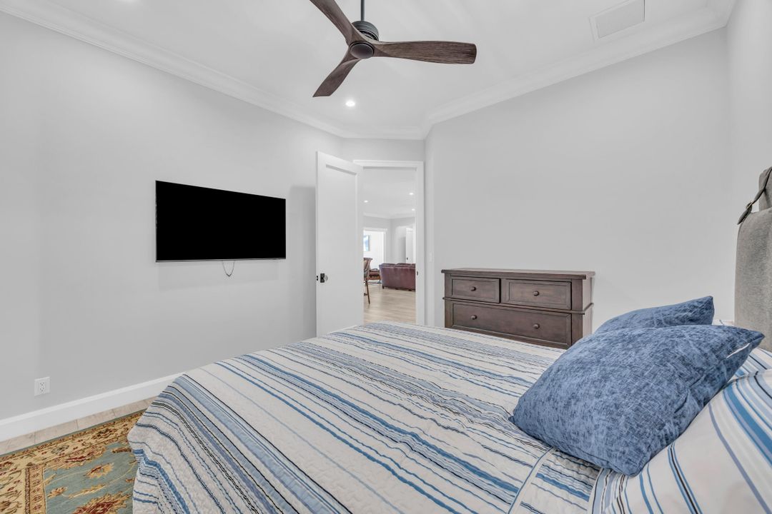 待售: $3,450,000 (5 贝兹, 6 浴室, 3804 平方英尺)