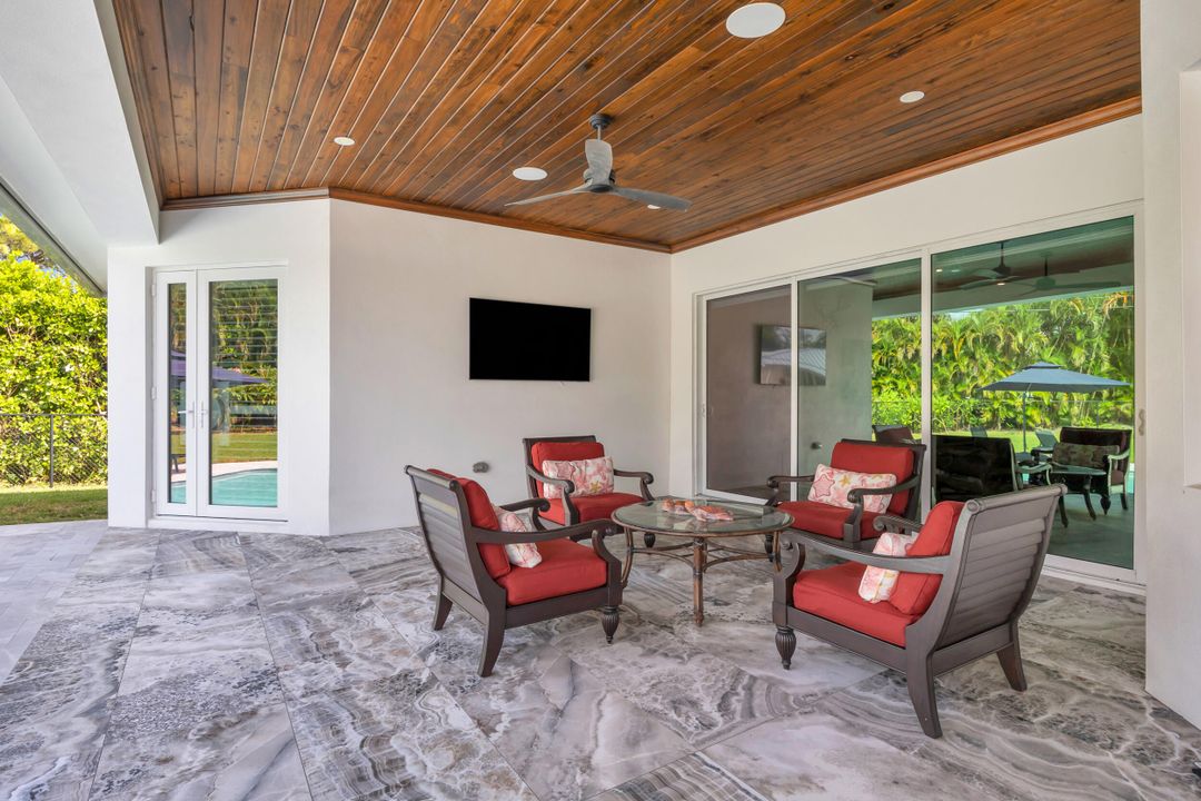 待售: $3,450,000 (5 贝兹, 6 浴室, 3804 平方英尺)