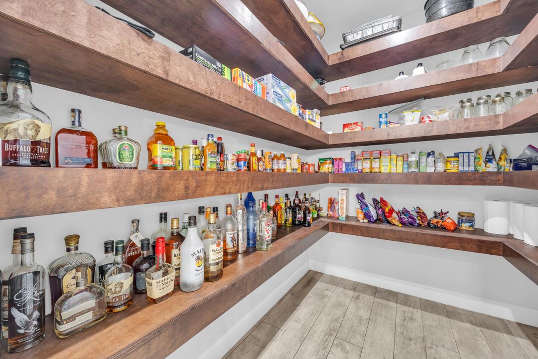 待售: $3,450,000 (5 贝兹, 6 浴室, 3804 平方英尺)