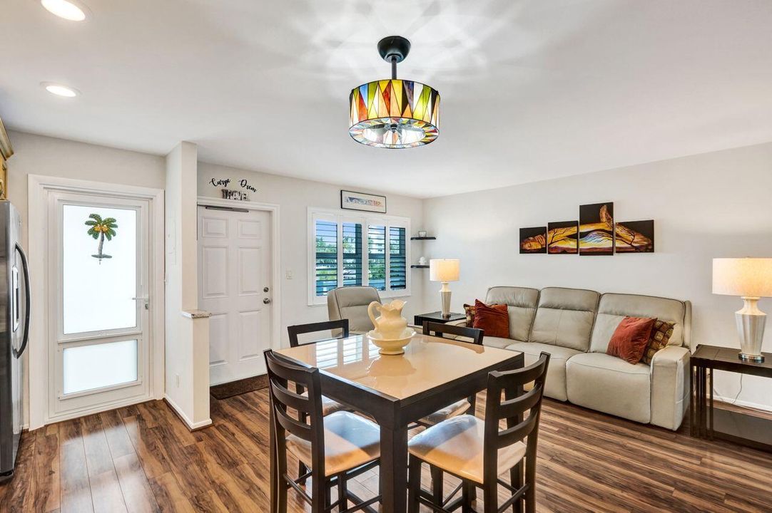 En Venta: $249,000 (1 camas, 1 baños, 640 Pies cuadrados)