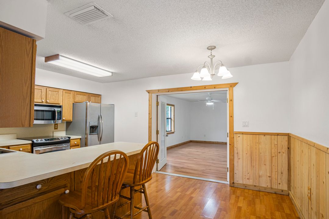 For Sale: $425,000 (4 beds, 2 baths, 1648 Square Feet)