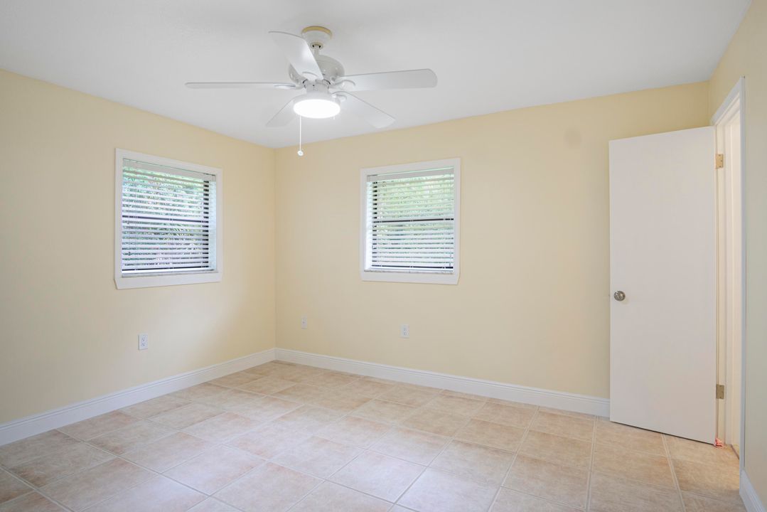 For Sale: $425,000 (4 beds, 2 baths, 1648 Square Feet)