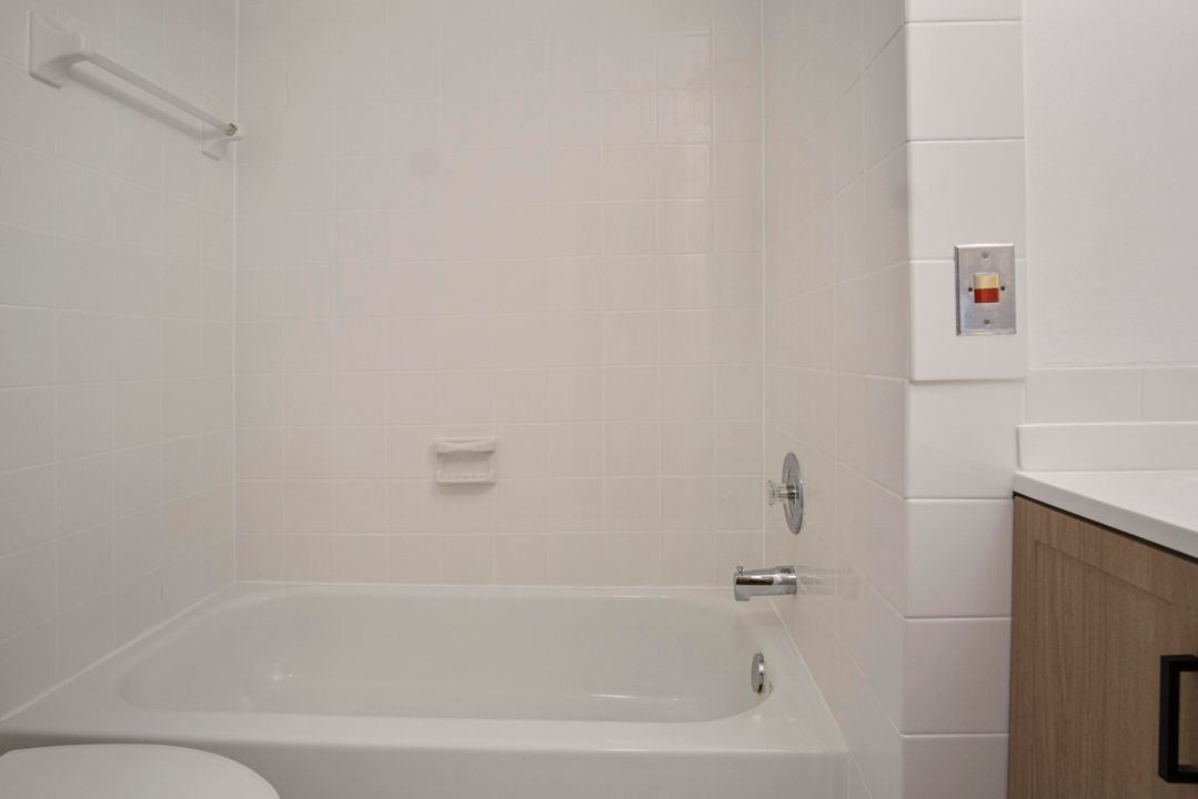 For Sale: $425,000 (4 beds, 2 baths, 1648 Square Feet)