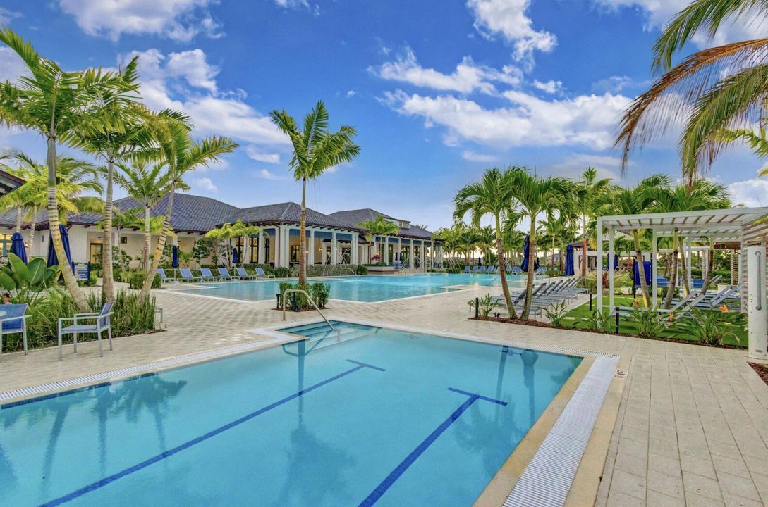 For Sale: $875,000 (3 beds, 2 baths, 2298 Square Feet)