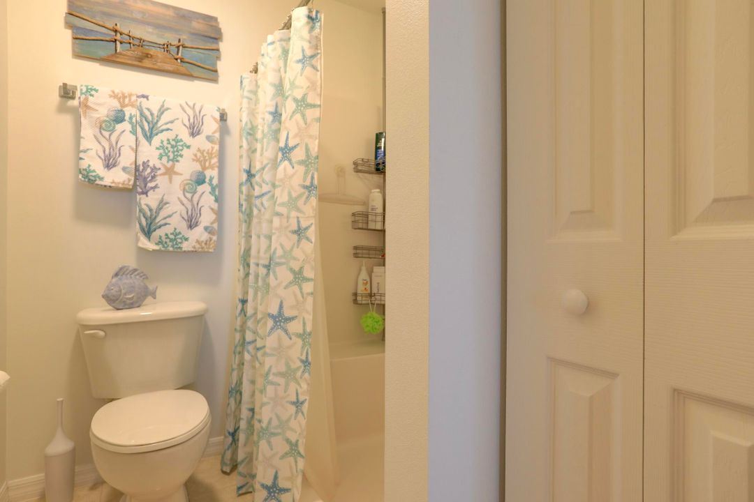 На продажу: $169,000 (2 спален, 2 ванн, 1319 Квадратных фут)