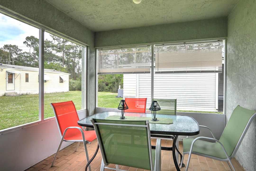 На продажу: $169,000 (2 спален, 2 ванн, 1319 Квадратных фут)