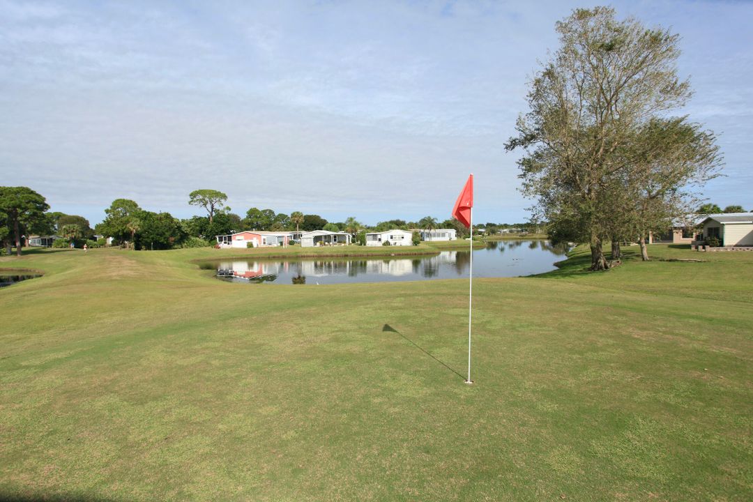 На продажу: $169,000 (2 спален, 2 ванн, 1319 Квадратных фут)