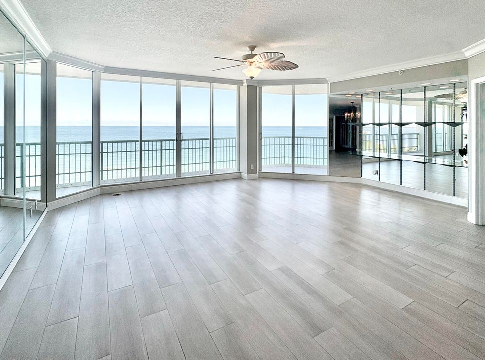 For Sale: $1,075,000 (3 beds, 2 baths, 1929 Square Feet)