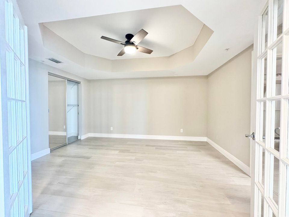 For Sale: $1,075,000 (3 beds, 2 baths, 1929 Square Feet)