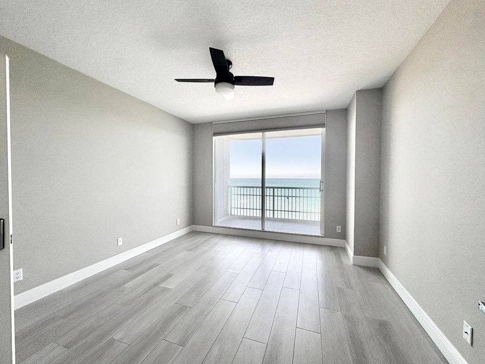 For Sale: $1,075,000 (3 beds, 2 baths, 1929 Square Feet)