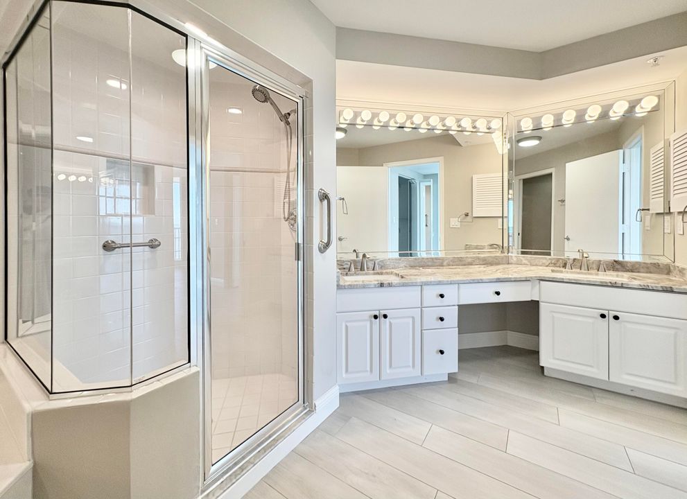 For Sale: $1,075,000 (3 beds, 2 baths, 1929 Square Feet)