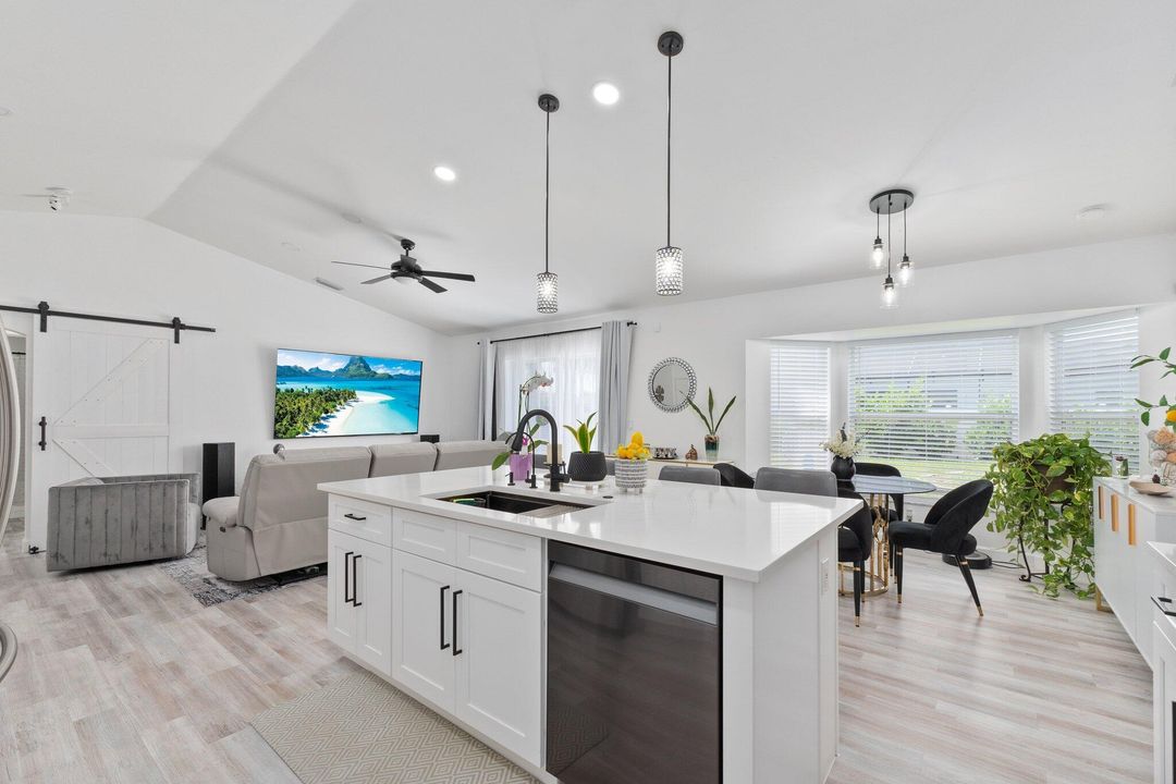 出租: $2,650 (3 贝兹, 2 浴室, 1444 平方英尺)