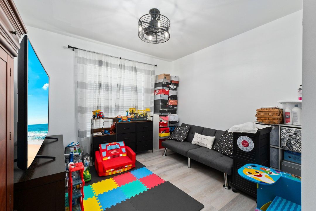 出租: $2,650 (3 贝兹, 2 浴室, 1444 平方英尺)