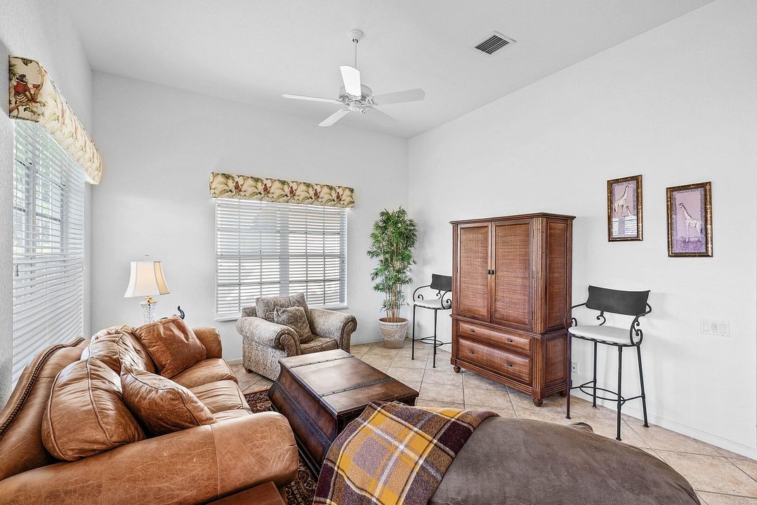 For Sale: $549,000 (4 beds, 2 baths, 2319 Square Feet)