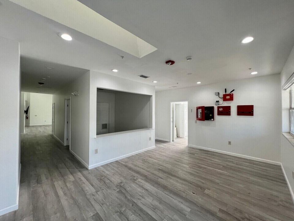 待售: $5,995,000 (0 贝兹, 0 浴室, 10642 平方英尺)