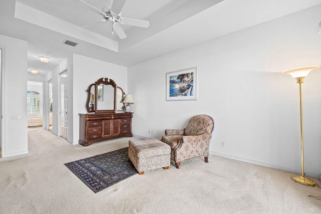 For Sale: $549,000 (4 beds, 2 baths, 2319 Square Feet)