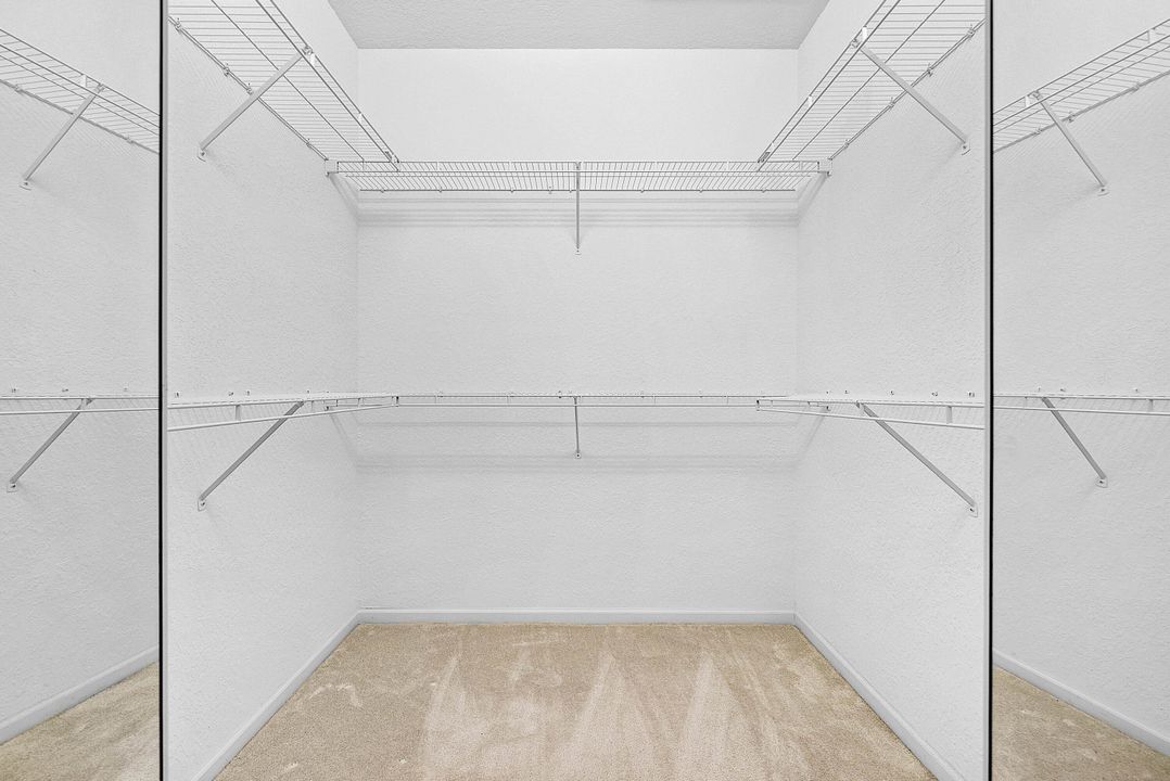 For Sale: $549,000 (4 beds, 2 baths, 2319 Square Feet)