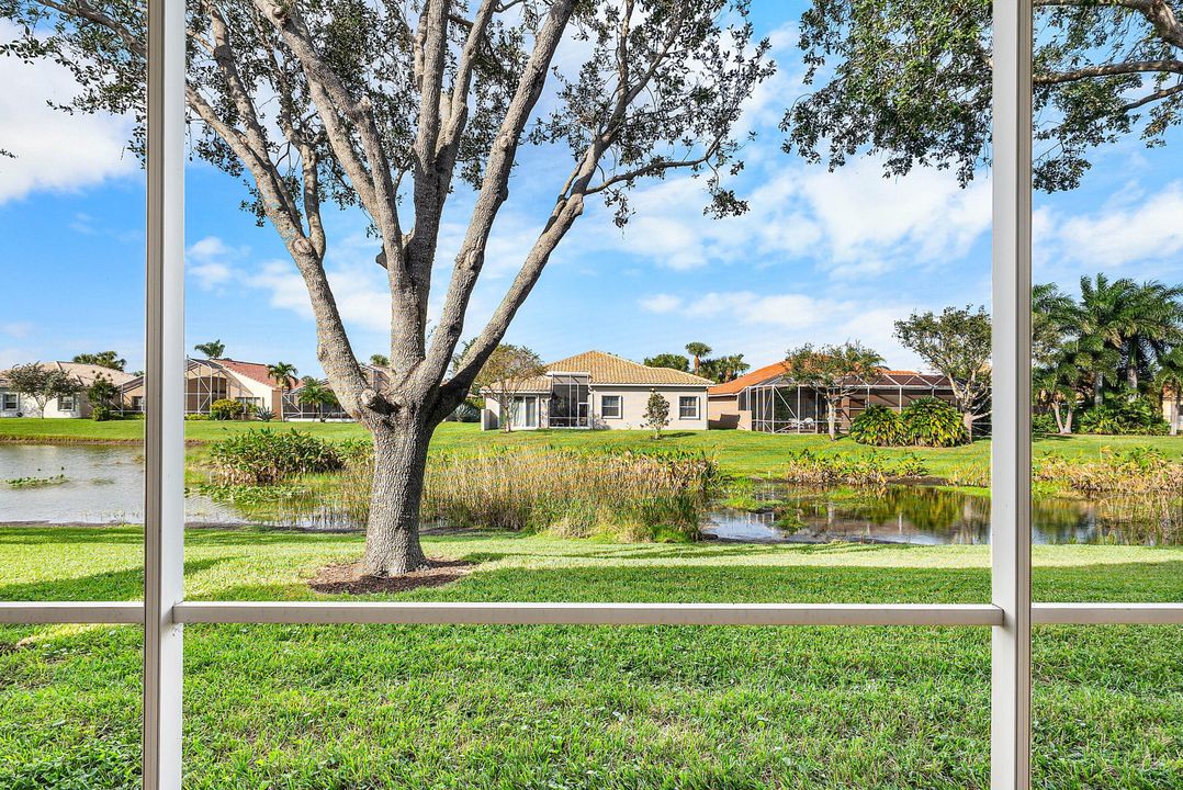 For Sale: $549,000 (4 beds, 2 baths, 2319 Square Feet)