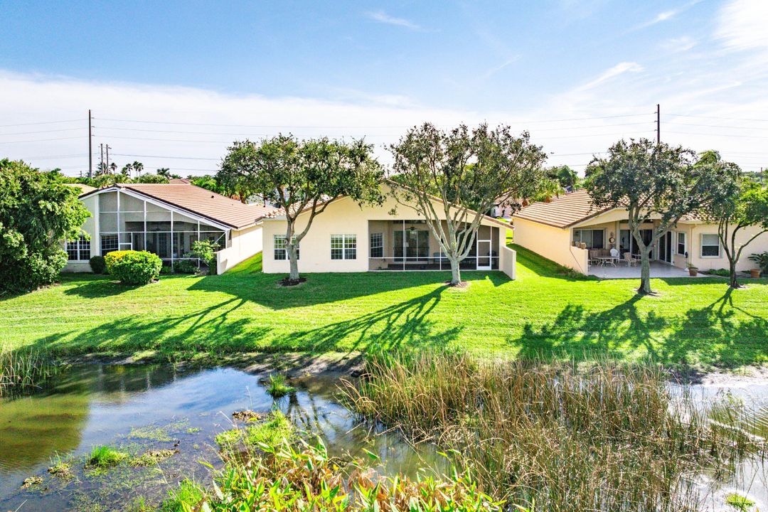 For Sale: $549,000 (4 beds, 2 baths, 2319 Square Feet)