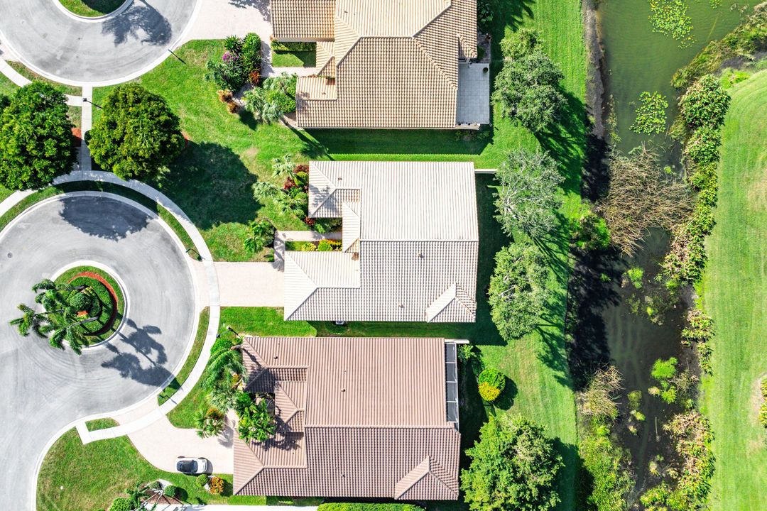 For Sale: $549,000 (4 beds, 2 baths, 2319 Square Feet)