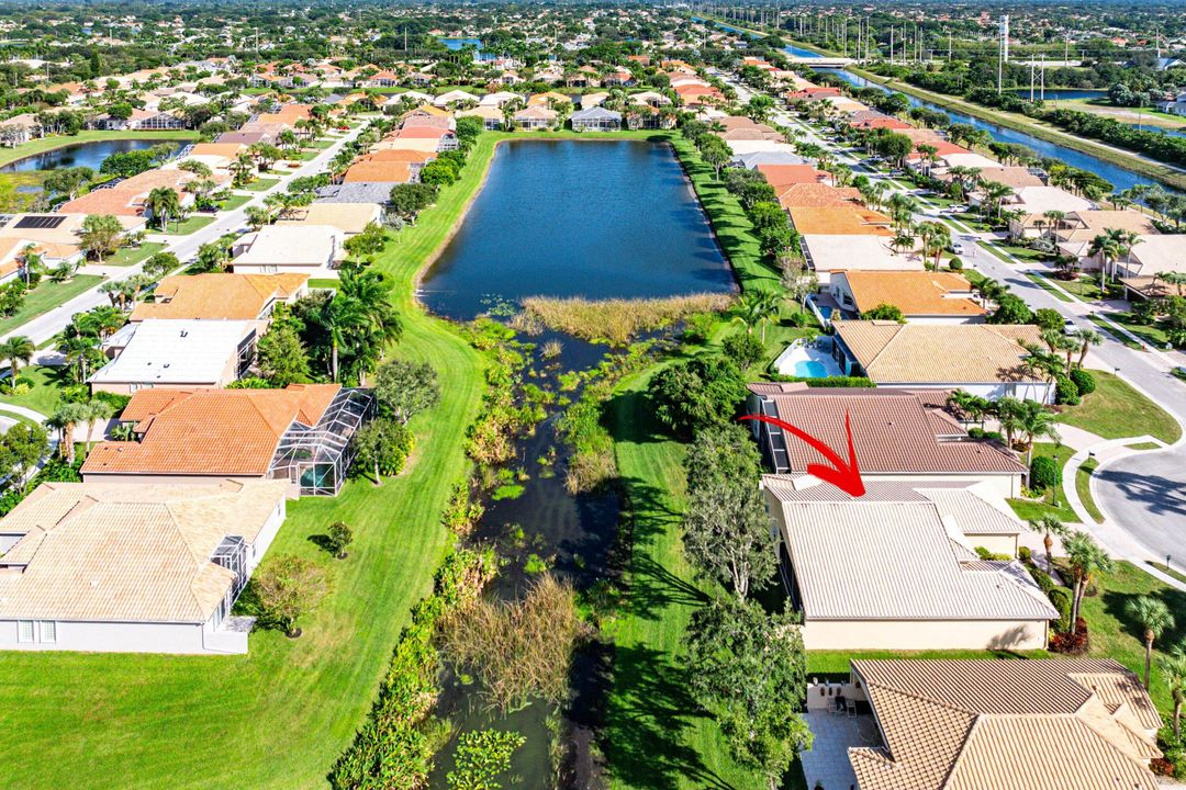 For Sale: $549,000 (4 beds, 2 baths, 2319 Square Feet)