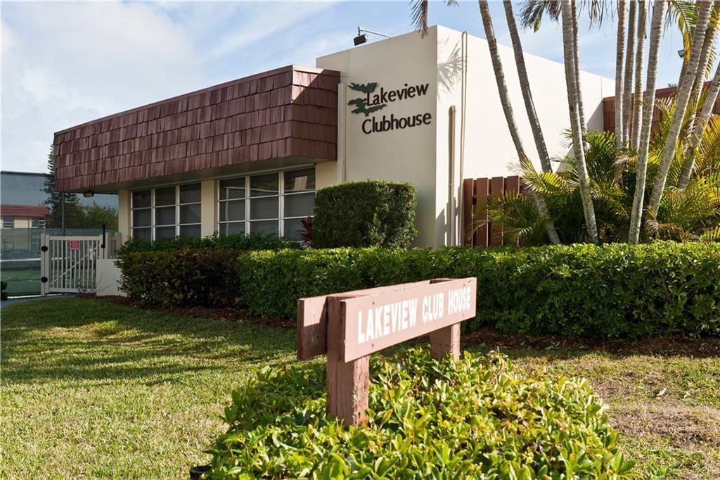 For Sale: $105,000 (1 beds, 1 baths, 630 Square Feet)