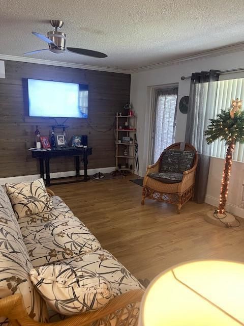 Activo con contrato: $90,000 (1 camas, 1 baños, 702 Pies cuadrados)