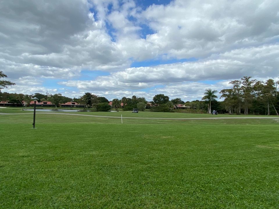 For Rent: $2,490 (2 beds, 2 baths, 1216 Square Feet)