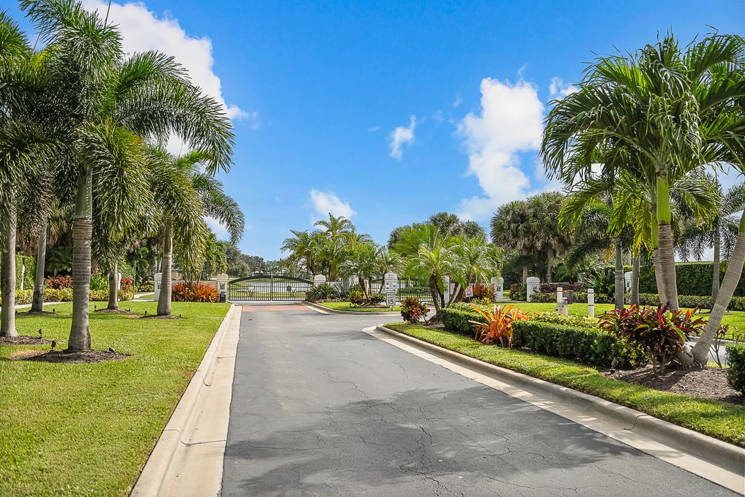 合同活跃: $375,000 (3 贝兹, 2 浴室, 1842 平方英尺)