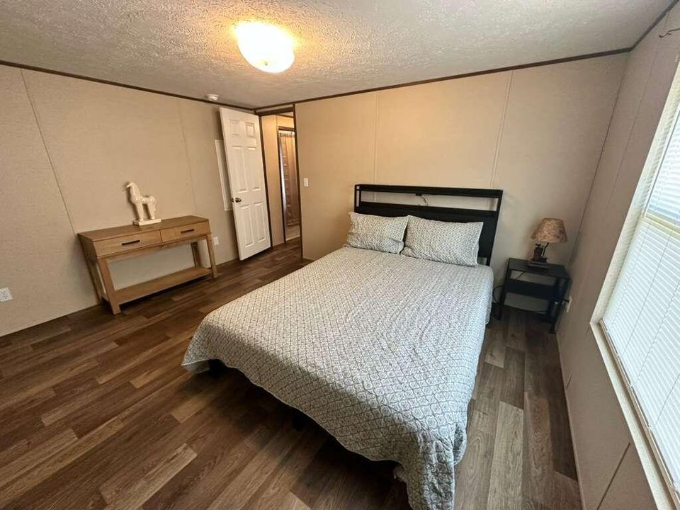 待售: $204,900 (3 贝兹, 2 浴室, 924 平方英尺)